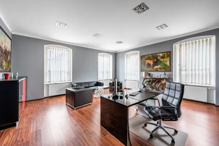 Prodej komerční nemovitosti, Klášterec nad Ohří, Chomutovská, 1350 m2