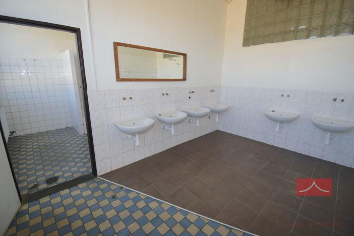 Pronájem komerční nemovitosti, Jindřichův Hradec - Otín, 1850 m2