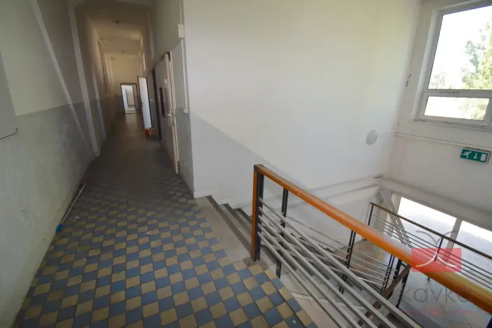 Pronájem komerční nemovitosti, Jindřichův Hradec - Otín, 1850 m2