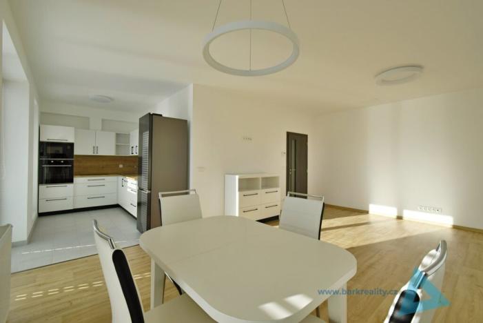 Pronájem bytu 2+kk, Nová Paka, P. Bezruče, 67 m2