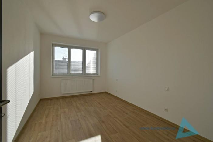 Pronájem bytu 2+kk, Nová Paka, P. Bezruče, 67 m2