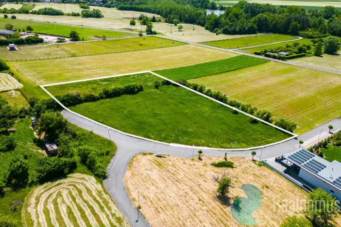 Prodej pozemku pro bydlení, Hradec Králové, 6111 m2
