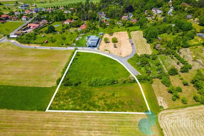 Prodej pozemku pro bydlení, Hradec Králové, 6111 m2