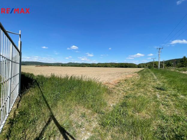 Prodej zemědělské půdy, Dolany, 10206 m2