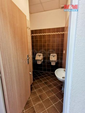 Pronájem kanceláře, Třinec - Staré Město, 1. máje, 62 m2