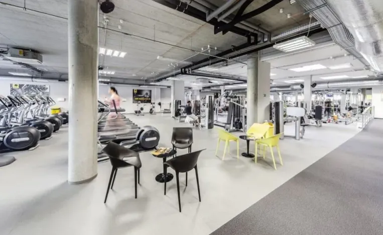 Pronájem kanceláře, Praha - Hlubočepy, Nádražní, 539 m2