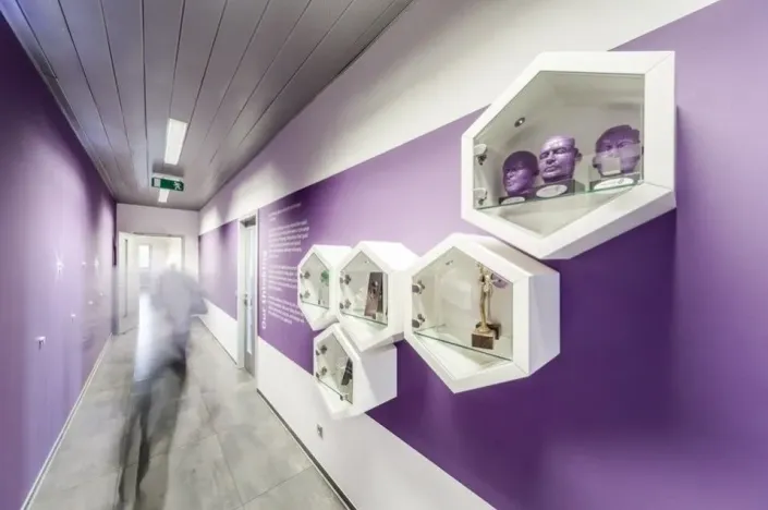 Pronájem kanceláře, Praha - Hlubočepy, Nádražní, 239 m2