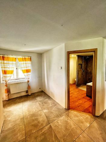 Prodej komerční nemovitosti, Rtyně nad Bílinou - Malhostice, 10712 m2