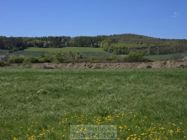 Prodej pozemku pro bydlení, Krnov - Krásné Loučky, 700 m2
