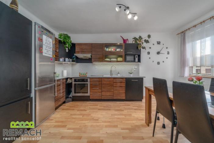 Prodej obchodního prostoru, Vlčnov, 670 m2