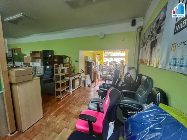 Prodej komerční nemovitosti, Domažlice, Husova třída, 514 m2