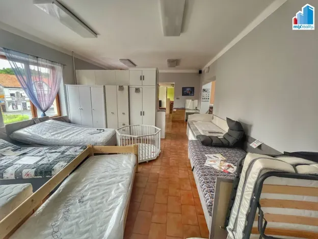 Prodej komerční nemovitosti, Domažlice, Husova třída, 514 m2