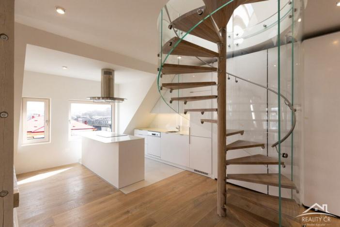 Prodej bytu 4+kk, Praha - Smíchov, Na Valentince, 156 m2