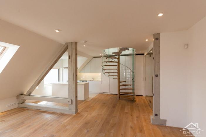 Prodej bytu 4+kk, Praha - Smíchov, Na Valentince, 156 m2