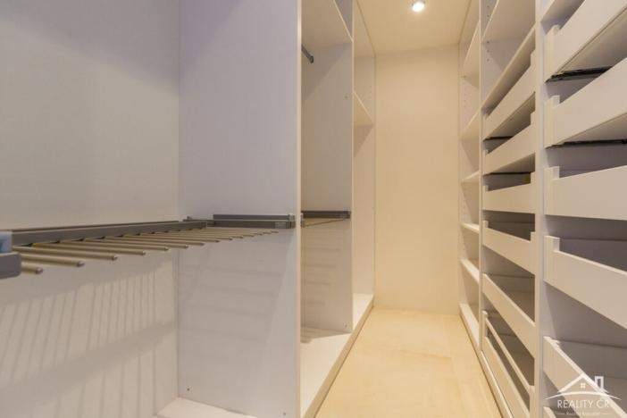 Prodej bytu 4+kk, Praha - Smíchov, Na Valentince, 156 m2