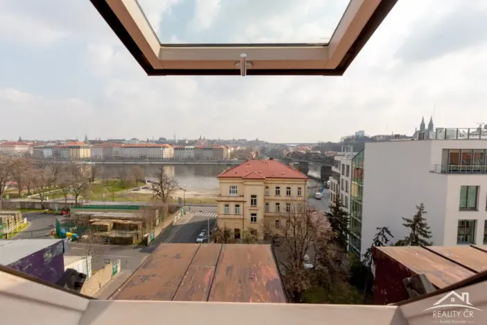 Prodej bytu 4+kk, Praha - Smíchov, Na Valentince, 156 m2