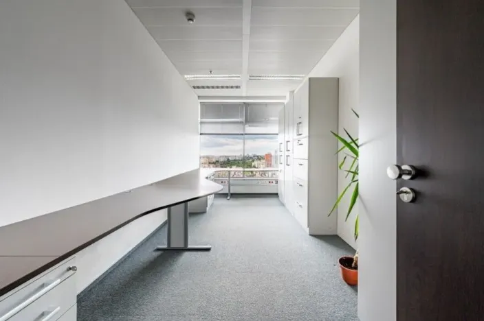 Pronájem kanceláře, Praha - Stodůlky, Bucharova, 280 m2