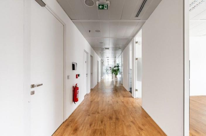 Pronájem kanceláře, Praha - Stodůlky, Bucharova, 500 m2