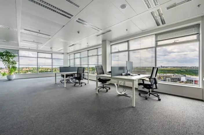 Pronájem kanceláře, Praha - Stodůlky, Bucharova, 500 m2