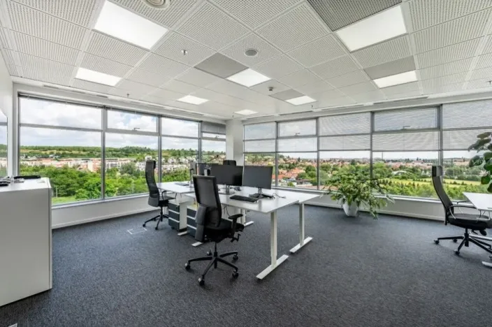 Pronájem kanceláře, Praha - Stodůlky, Bucharova, 487 m2