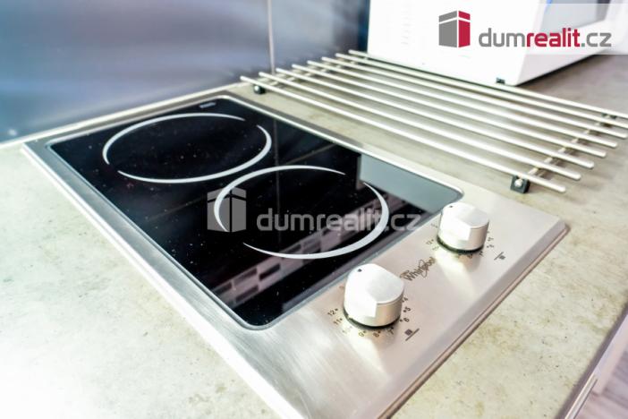 Pronájem bytu 2+kk, Luhačovice, Zatloukalova, 30 m2