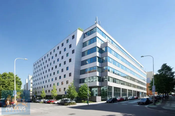 Pronájem kanceláře, Praha - Vinohrady, Přemyslovská, 420 m2