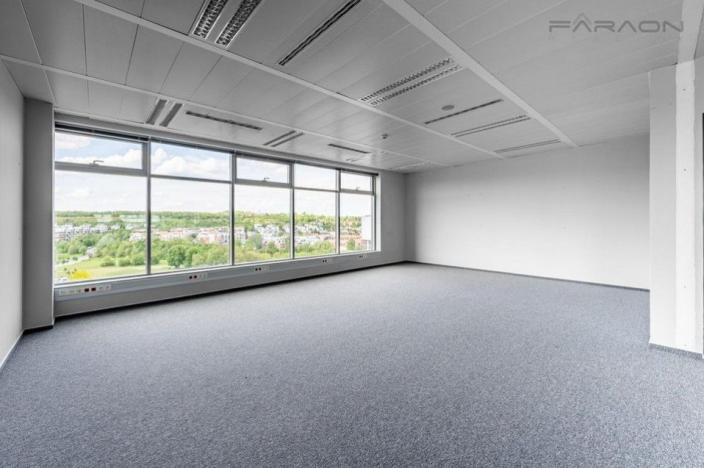 Pronájem kanceláře, Praha - Stodůlky, Bucharova, 649 m2