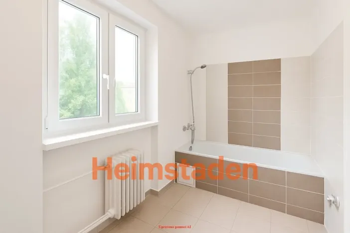 Pronájem bytu 1+kk, Havířov - Město, Hlavní třída, 37 m2