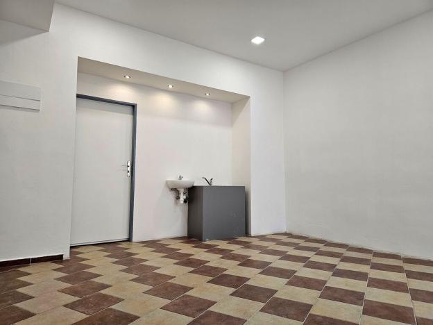 Prodej obchodního prostoru, Plzeň, Sladkovského, 156 m2