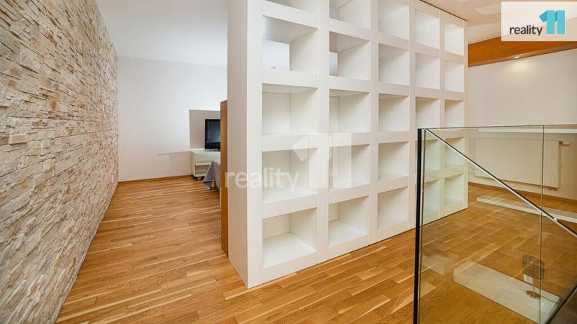 Pronájem bytu 2+kk, Praha - Nové Město, Senovážné náměstí, 104 m2