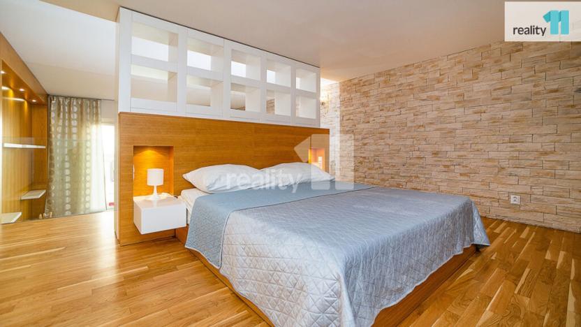 Pronájem bytu 2+kk, Praha - Nové Město, Senovážné náměstí, 104 m2