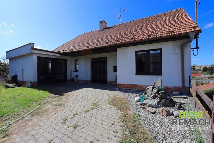 Pronájem bytu 1+kk, Jalubí, 85 m2