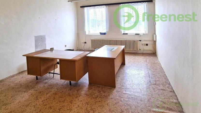 Pronájem skladu, Chlumec nad Cidlinou, Gollova, 45000 m2