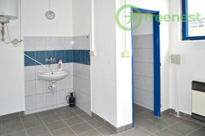 Prodej výrobních prostor, Chlumec nad Cidlinou, 517 m2