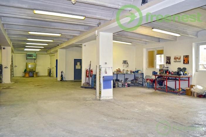 Prodej výrobních prostor, Chlumec nad Cidlinou, 517 m2