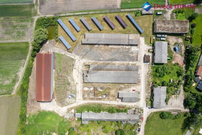 Prodej komerčního pozemku, Nedomice, 22700 m2