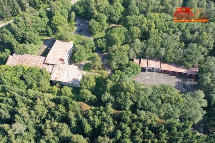 Prodej komerční nemovitosti, Krásná, 2731 m2