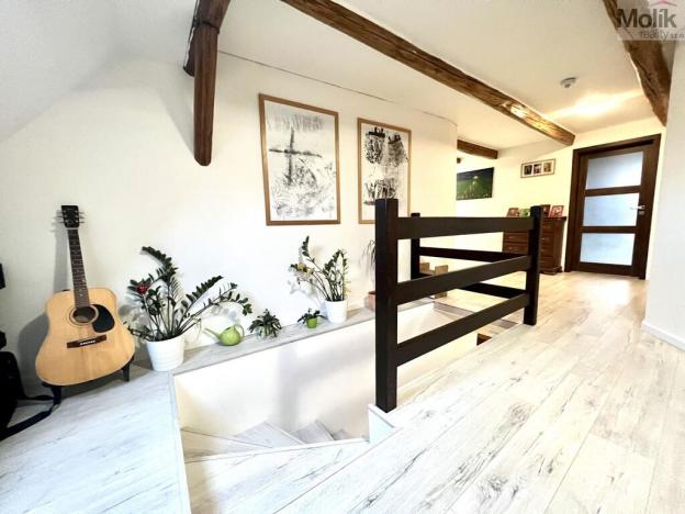 Prodej vícegeneračního domu, Žatec, Žižkovo náměstí, 200 m2