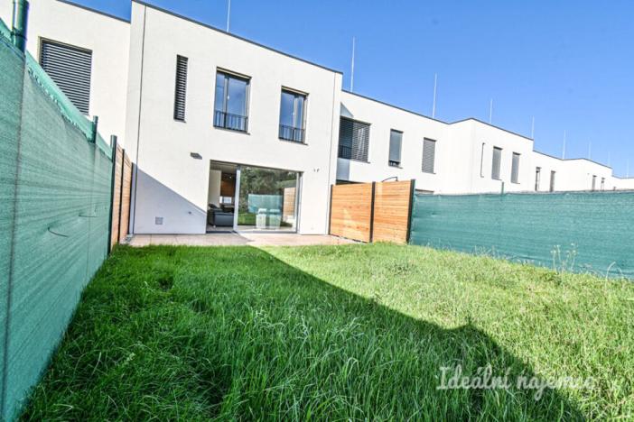 Pronájem rodinného domu, Olomouc - Hodolany, Mačákova, 118 m2