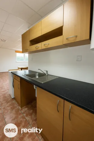 Prodej komerční nemovitosti, Krnov - Krásné Loučky, Krásné Loučky, 200 m2