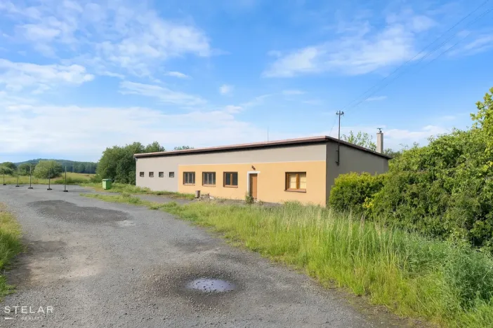 Prodej komerční nemovitosti, Krnov - Krásné Loučky, Krásné Loučky, 200 m2