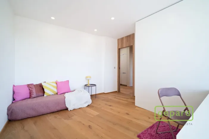 Prodej bytu 5+kk, Praha, Na Dvorcích, 289 m2