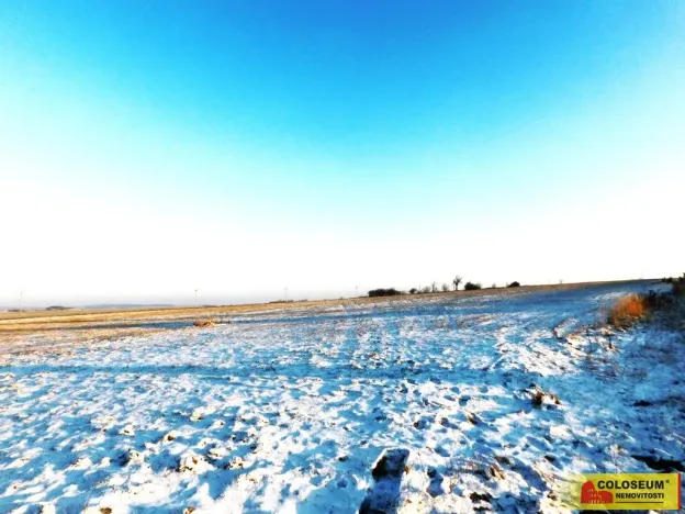 Prodej pozemku pro komerční výstavbu, Znojmo, 27908 m2