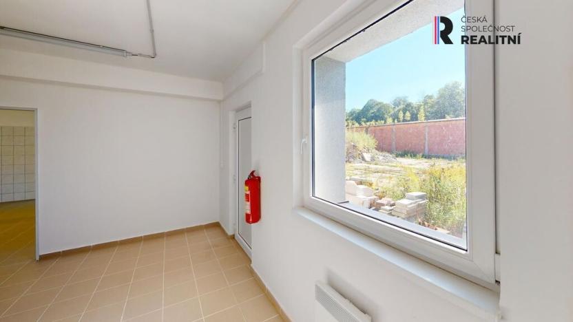 Pronájem výrobních prostor, Sokolov, Karla Hynka Máchy, 384 m2