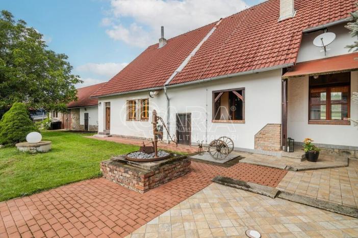 Prodej rodinného domu, Kunice - Dolní Lomnice, Lomnická, 550 m2