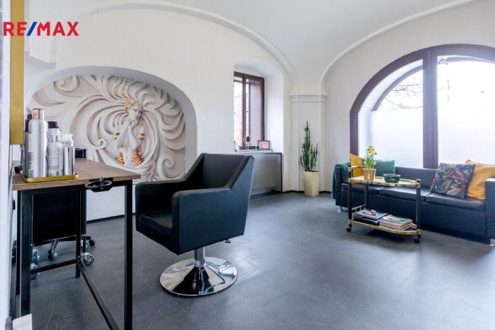 Prodej rodinného domu, Dašice, náměstí T. G. Masaryka, 450 m2