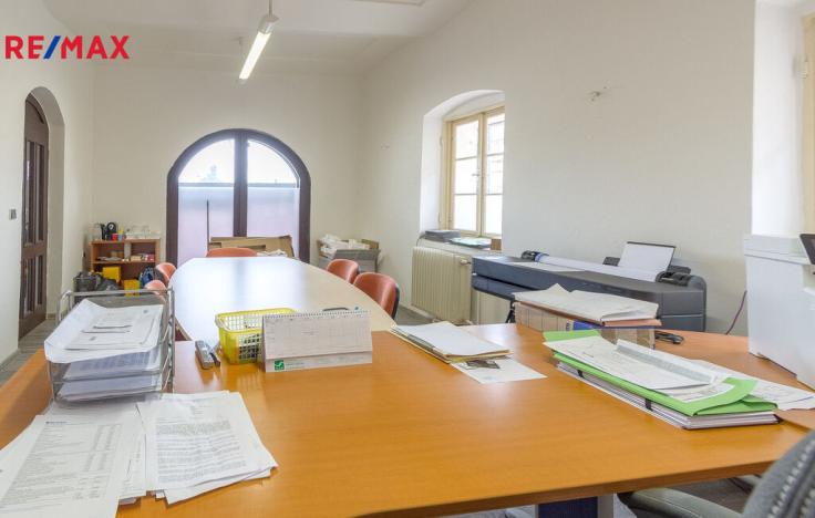 Prodej rodinného domu, Dašice, náměstí T. G. Masaryka, 450 m2