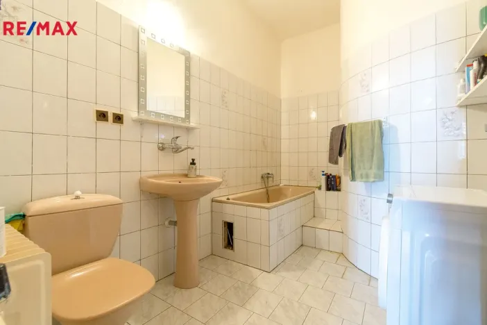 Prodej rodinného domu, Dašice, náměstí T. G. Masaryka, 450 m2