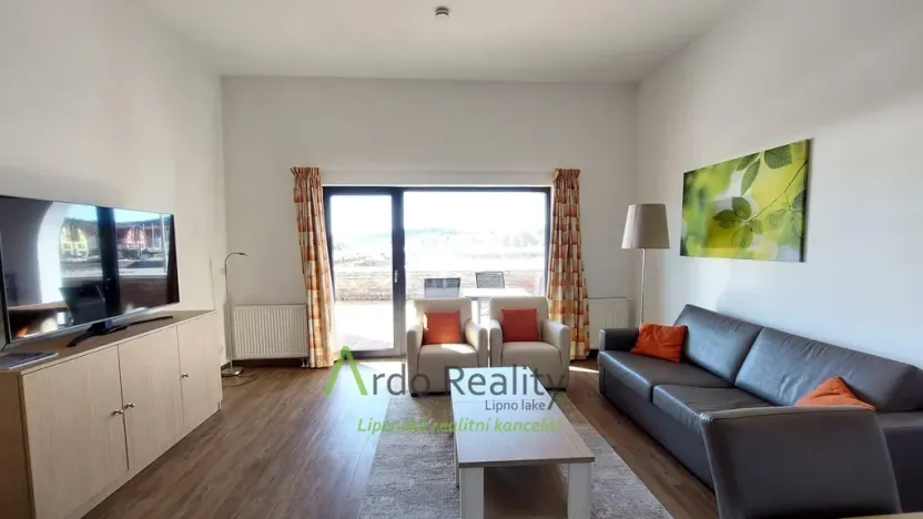 Prodej bytu 2+kk, Lipno nad Vltavou - Slupečná, 76 m2