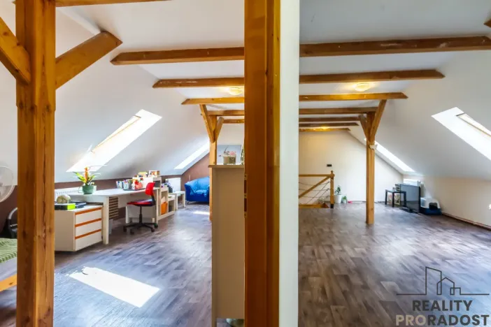 Prodej rodinného domu, Stochov, Okružní, 819 m2